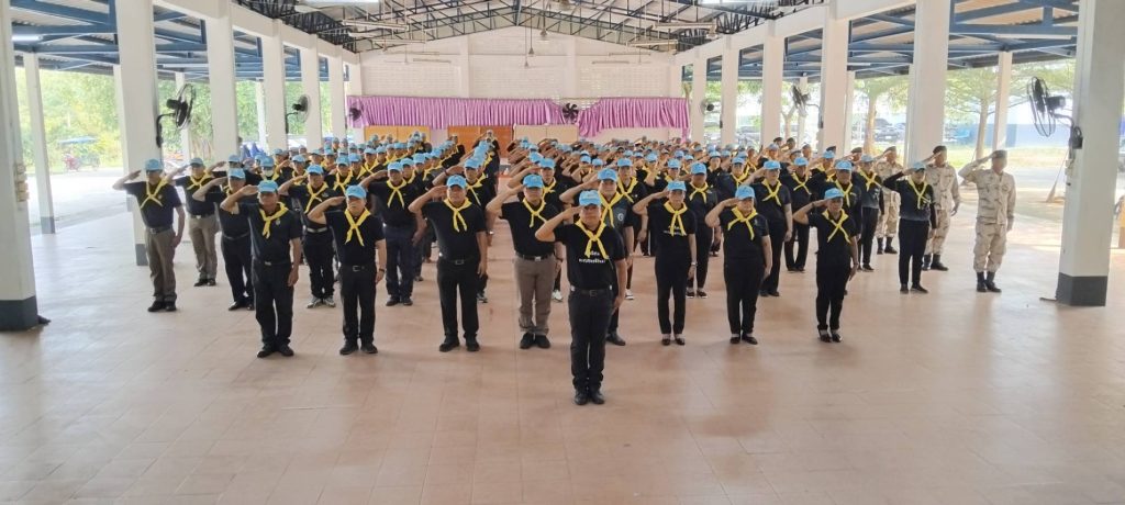 ประชาชนจิตอาสา ทำกิจกรรมบำเพ็ญสาธารณประโยชน์ เนื่องในวันที่ระลึกพระบาทสมเด็จพระนั่งเกล้าเจ้าอยู่หัว